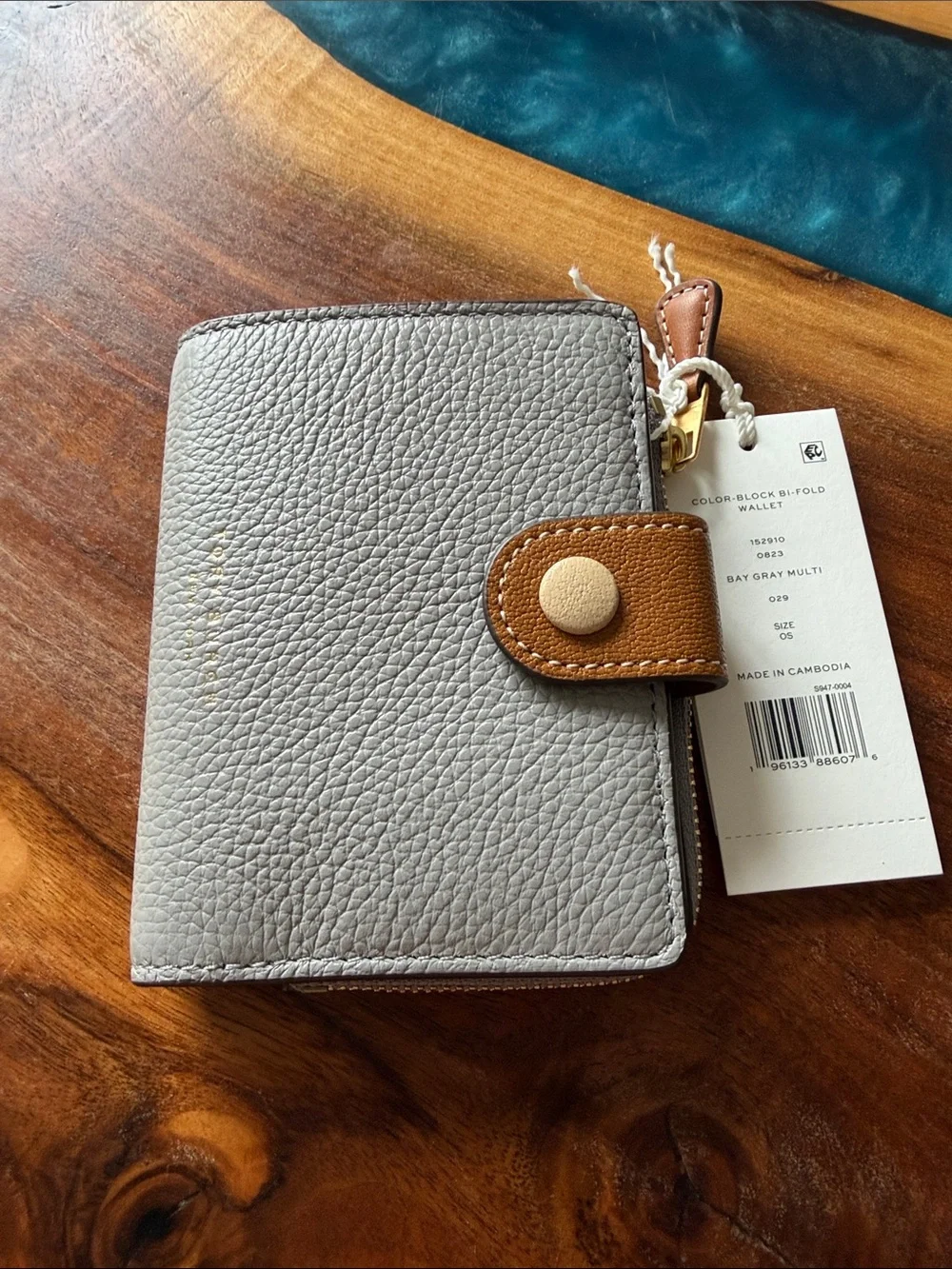 Tory Burch Bay Gray Multi Pebbled Leather Bi-Fold Wallet with Tan Snap